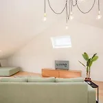 Liiiving In - Cedofeita Terrace شقة بورتو