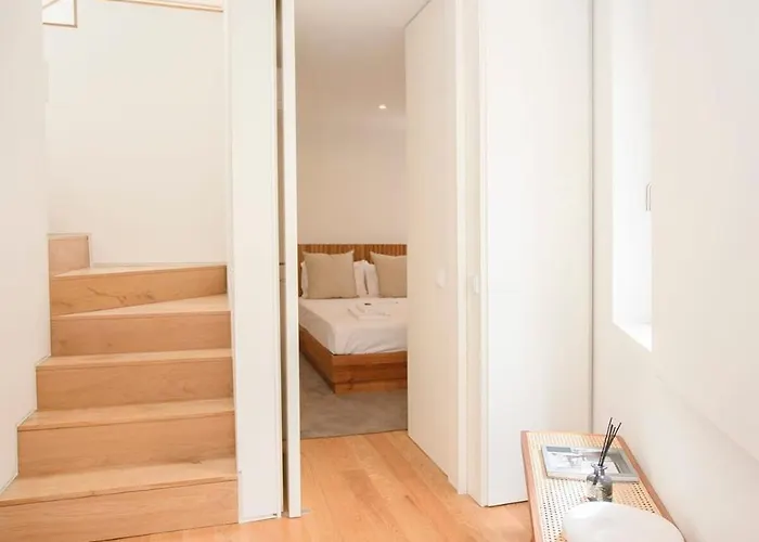 Liiiving In - Cedofeita Terrace Oporto